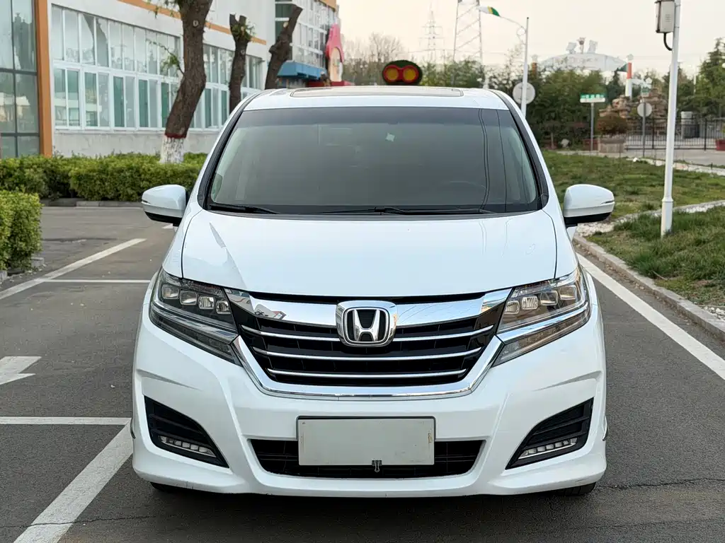 Honda Elysion 2.4L Luxury Edition, фото 2