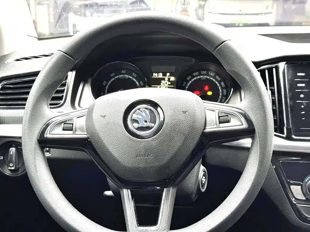 Skoda Kamiq — миниатюра 7