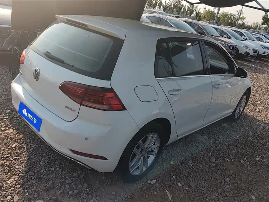 Volkswagen Golf 2018 1.6L AT Comfort