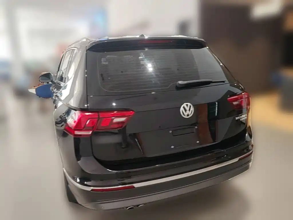 Volkswagen Tiguan L — миниатюра 7