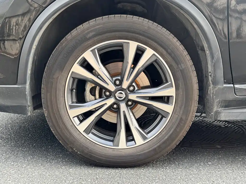 Nissan X-Trail — миниатюра 16