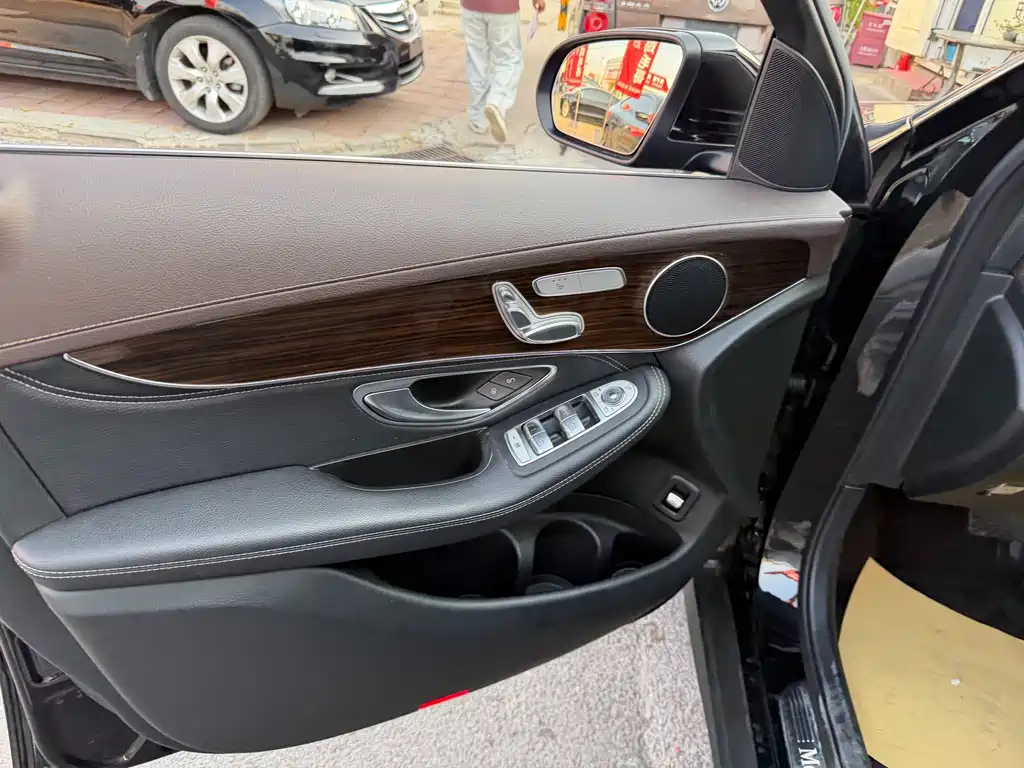Mercedes-Benz GLC — миниатюра 6