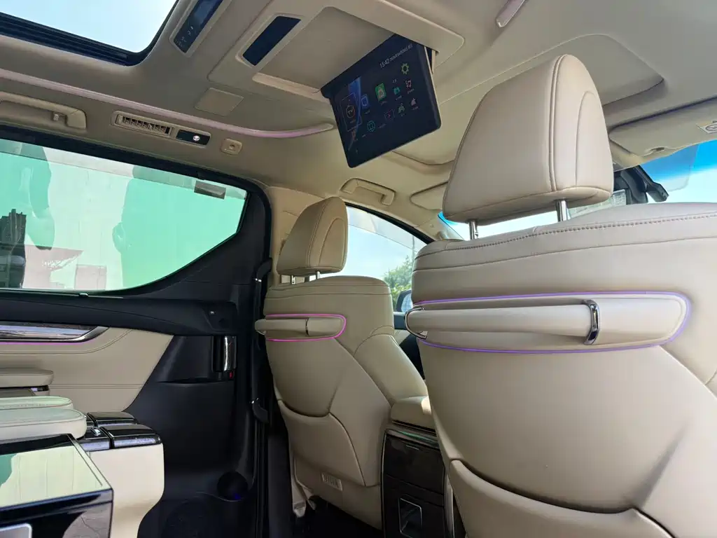 Toyota Vellfire 2021 2.5L HV Luxury