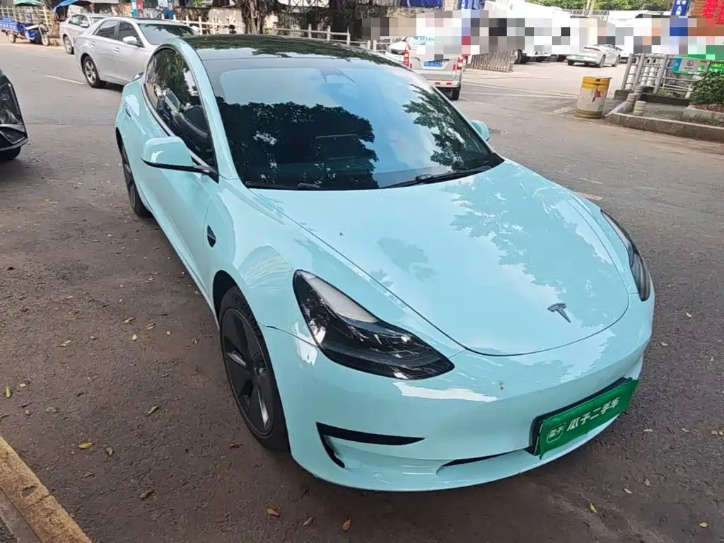 Tesla Model 3 — миниатюра 4