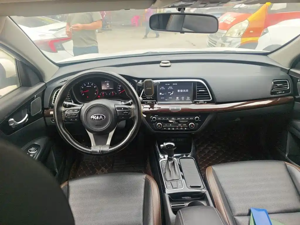 Kia K4 — миниатюра 5