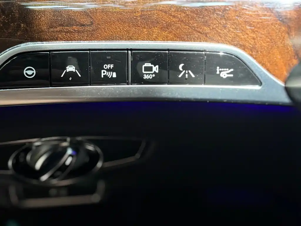 Mercedes-Benz S-Class — миниатюра 9