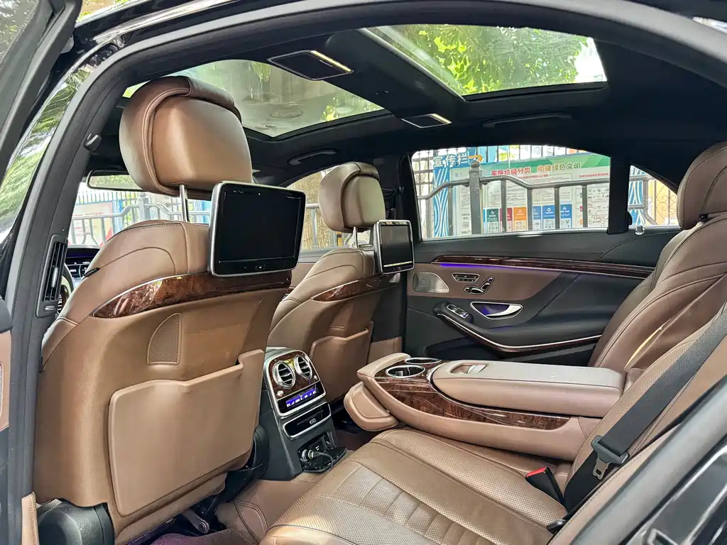 Mercedes-Benz S-Class — миниатюра 7
