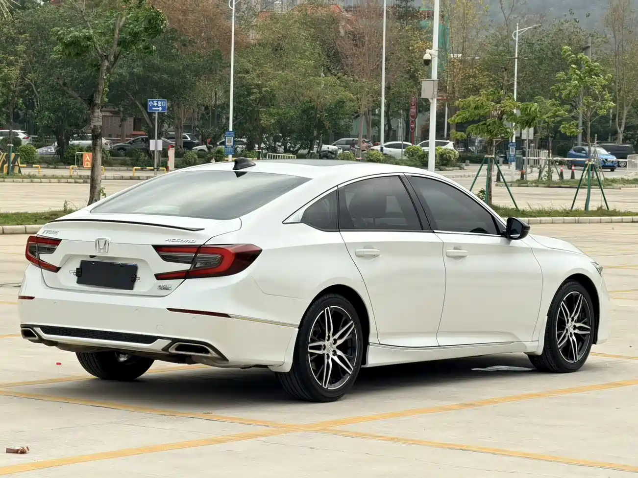 Honda Accord 2022 Белый из Китая