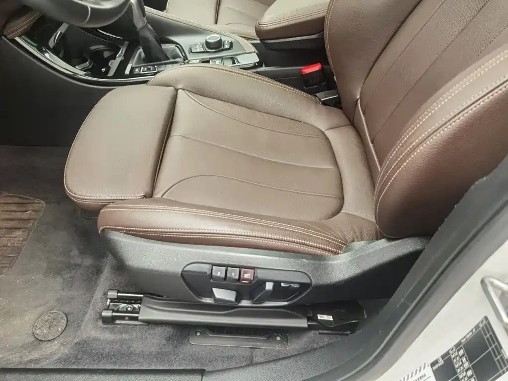 BMW X1 — миниатюра 20