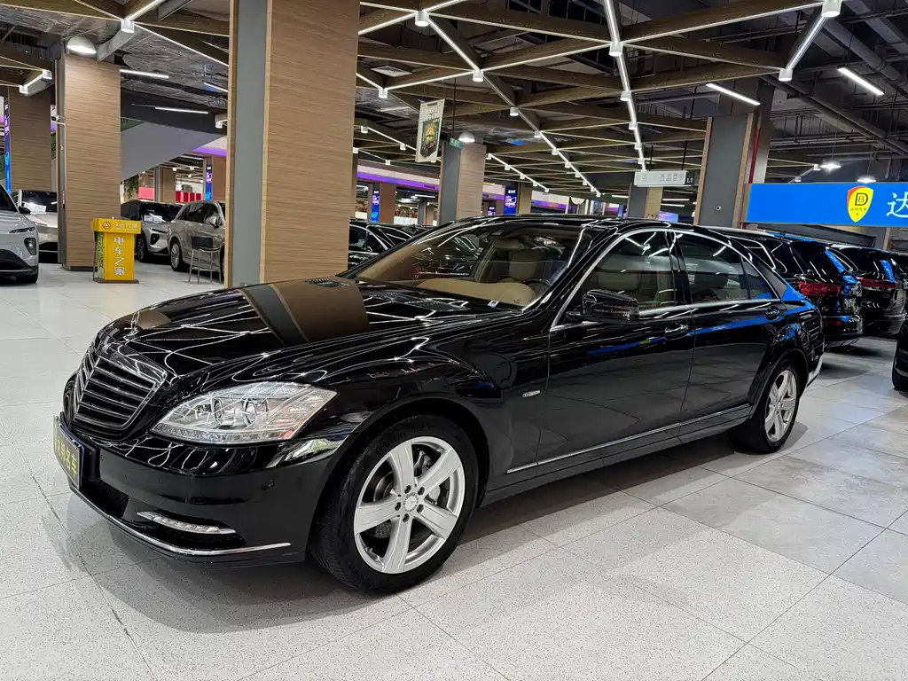 Mercedes-Benz S-Class — миниатюра 3