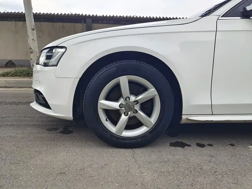 Audi A4L — миниатюра 19