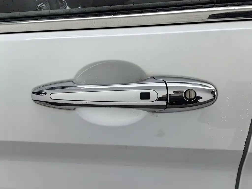 Haval M6 — миниатюра 18