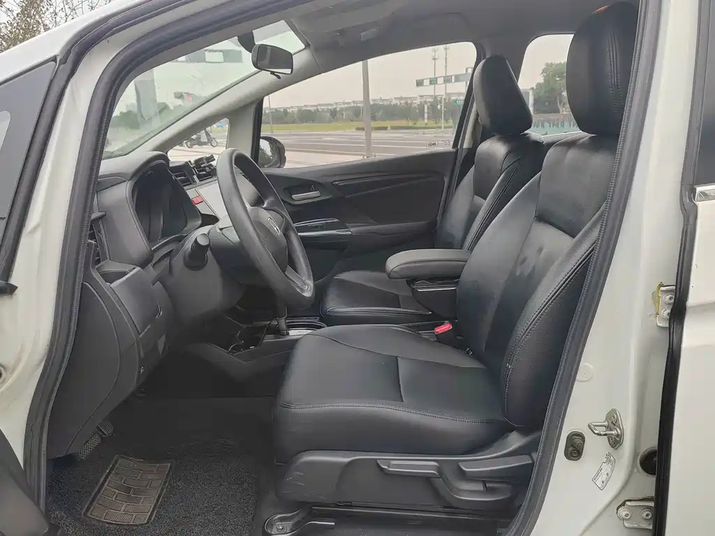 Honda Fit — миниатюра 4
