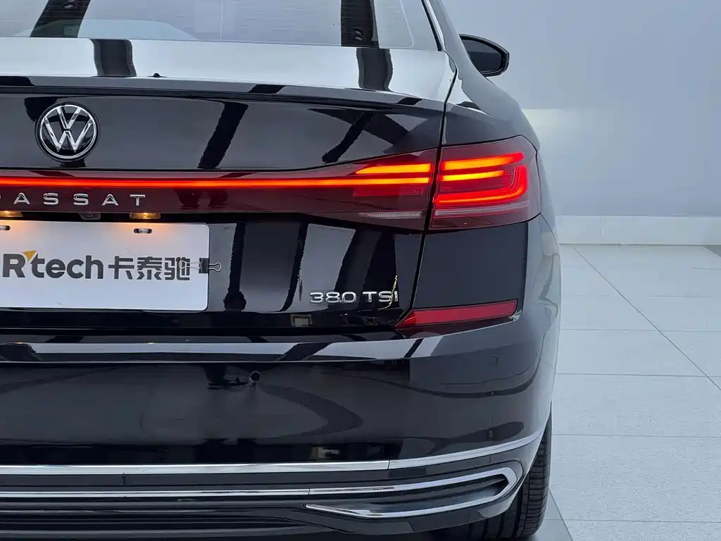Volkswagen Passat — миниатюра 9