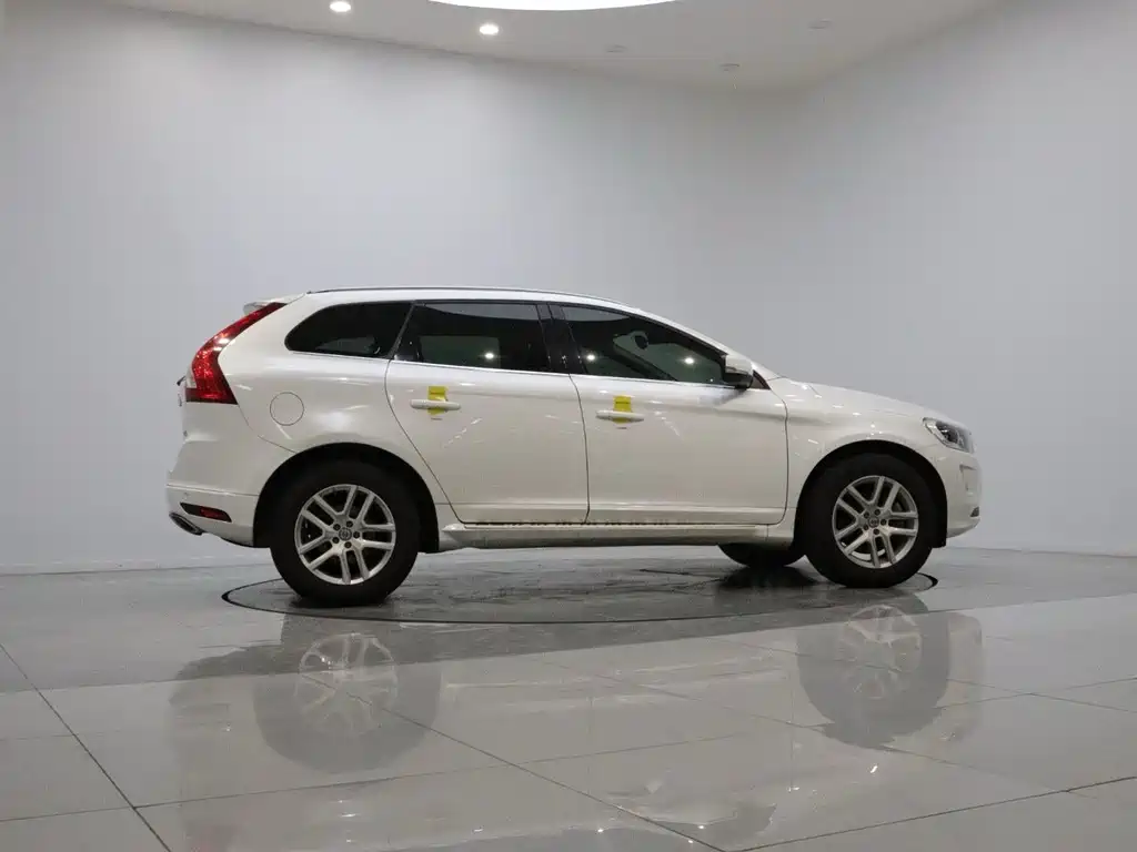 Volvo XC60 — миниатюра 7