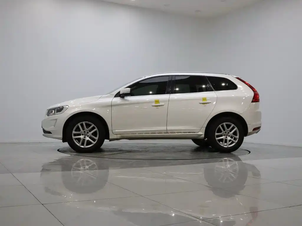 Volvo XC60 — миниатюра 8
