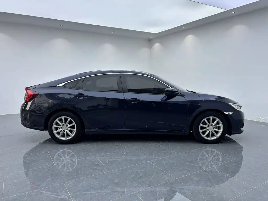 Honda Civic — миниатюра 14