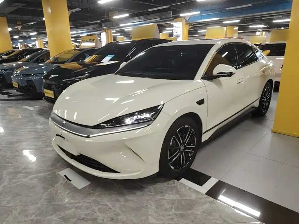 BYD Qin L
