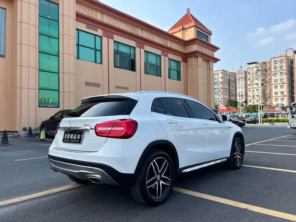 Mercedes-Benz GLA — миниатюра 4
