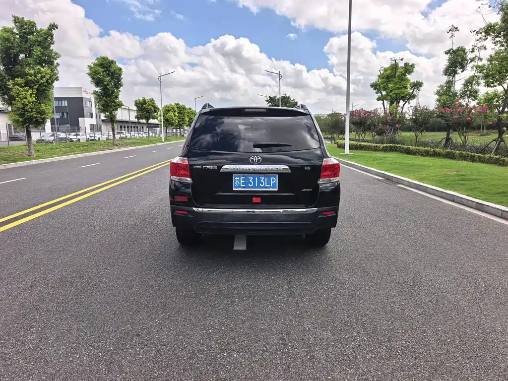 Toyota Highlander — миниатюра 13