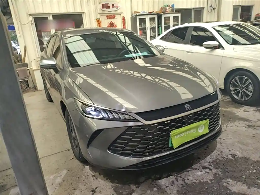 BYD Qin Plus PLUS 2025 DM-i Smart Drive 128KM