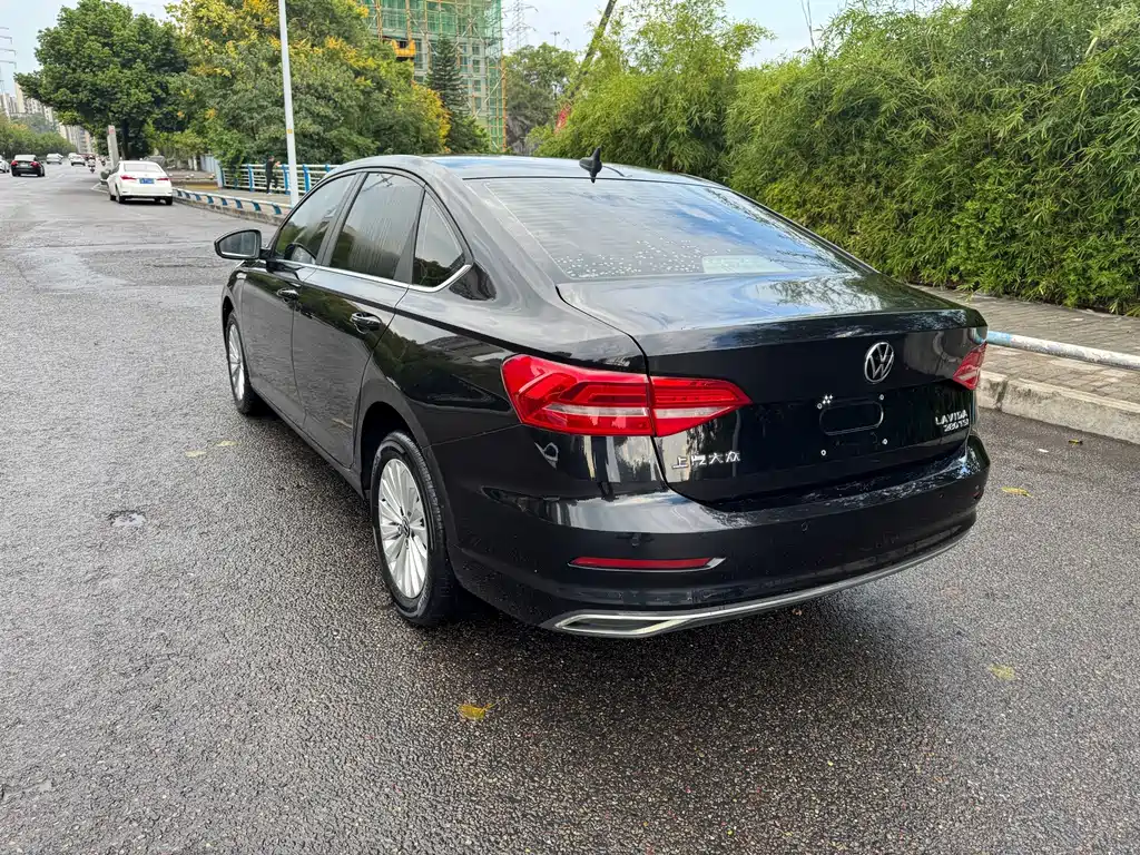 Volkswagen Lavida — миниатюра 7