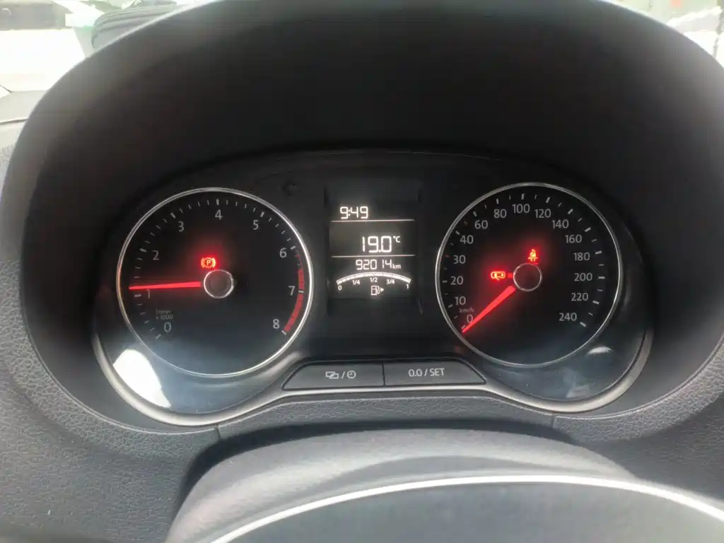 Volkswagen Polo — миниатюра 13