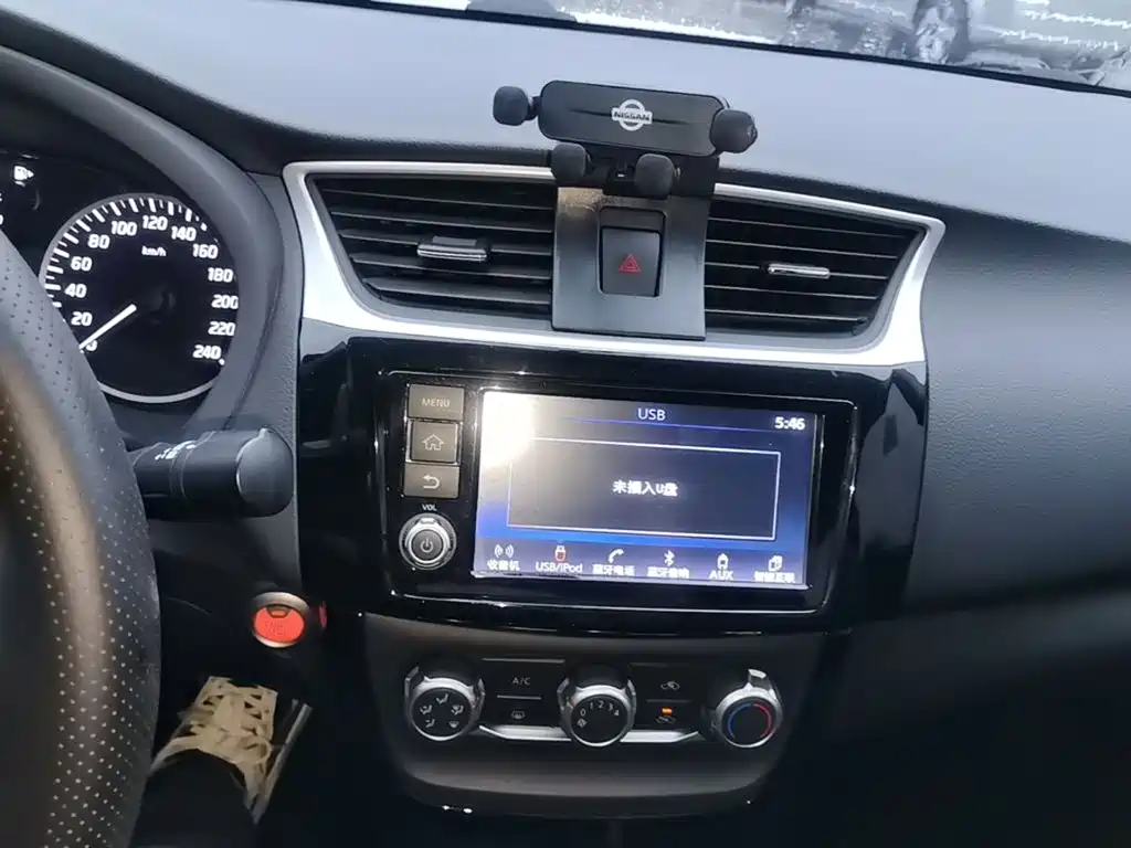 Nissan Sylphy — миниатюра 13
