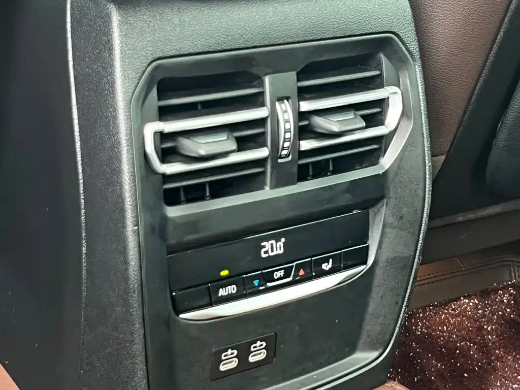 BMW 3 Series — миниатюра 21