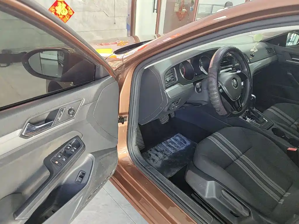 Volkswagen Lamando — миниатюра 16