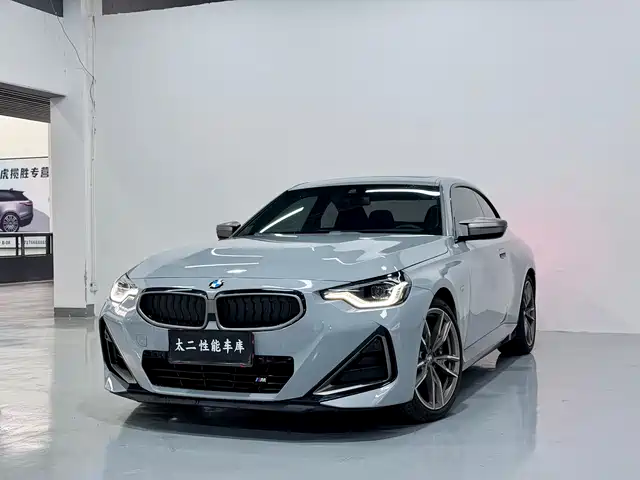 BMW M240I
