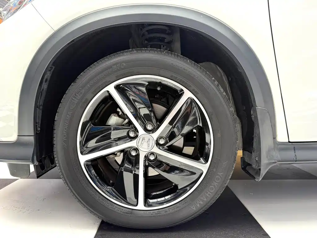 Honda Vezel — миниатюра 12
