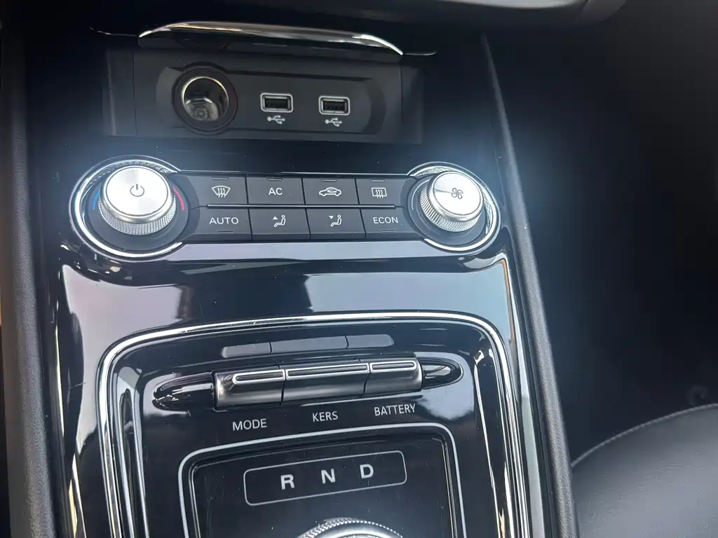 Roewe Ei5 — миниатюра 10