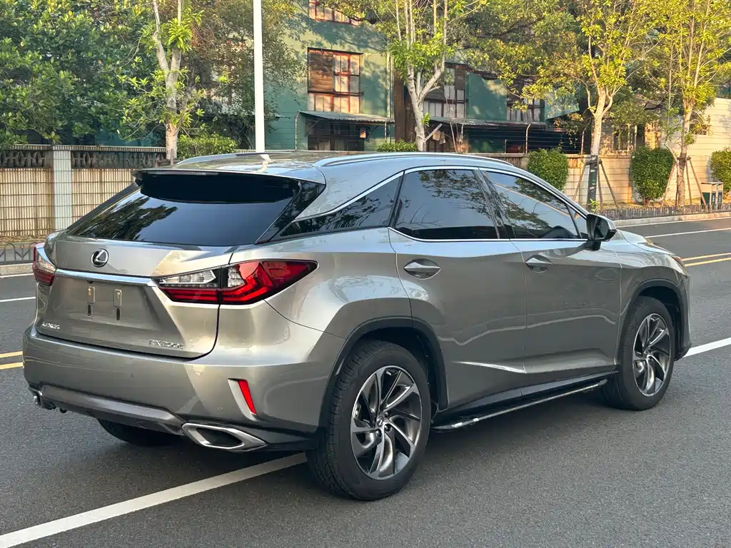 Lexus RX — миниатюра 9