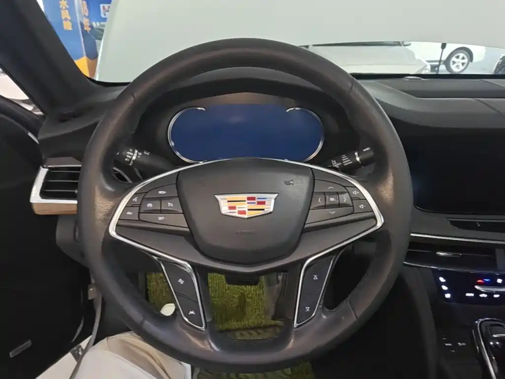 Cadillac CT6 — миниатюра 11