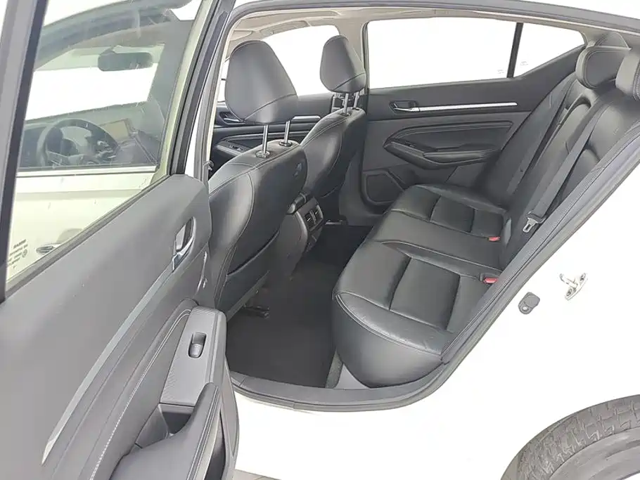 Nissan Teana — миниатюра 11