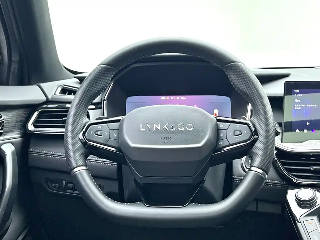 Lynk & Co 06 — миниатюра 16