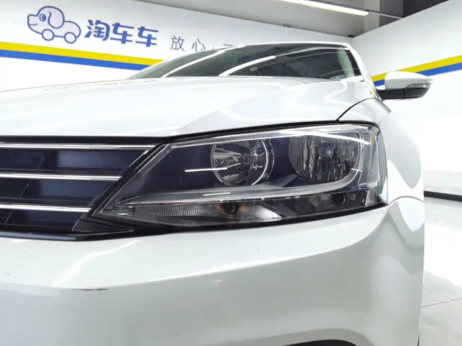 Volkswagen Sagitar — миниатюра 5