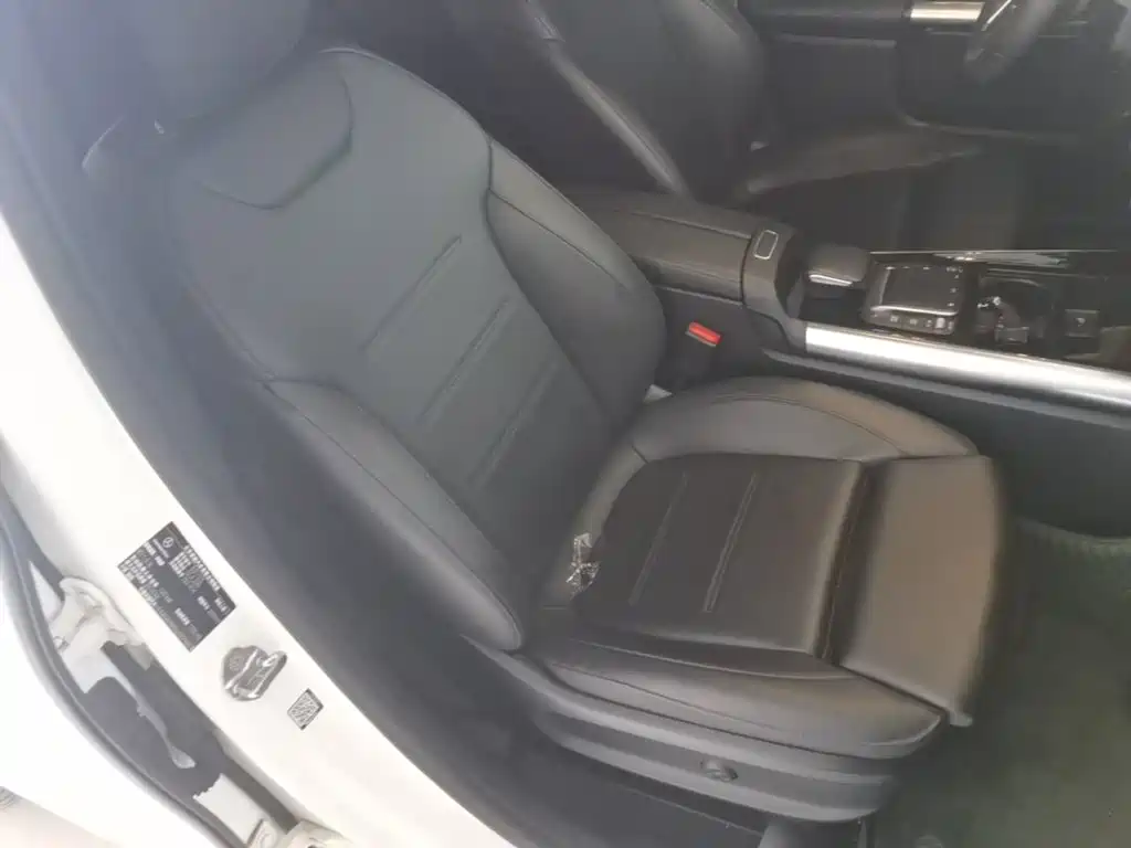 Mercedes-Benz GLA — миниатюра 25