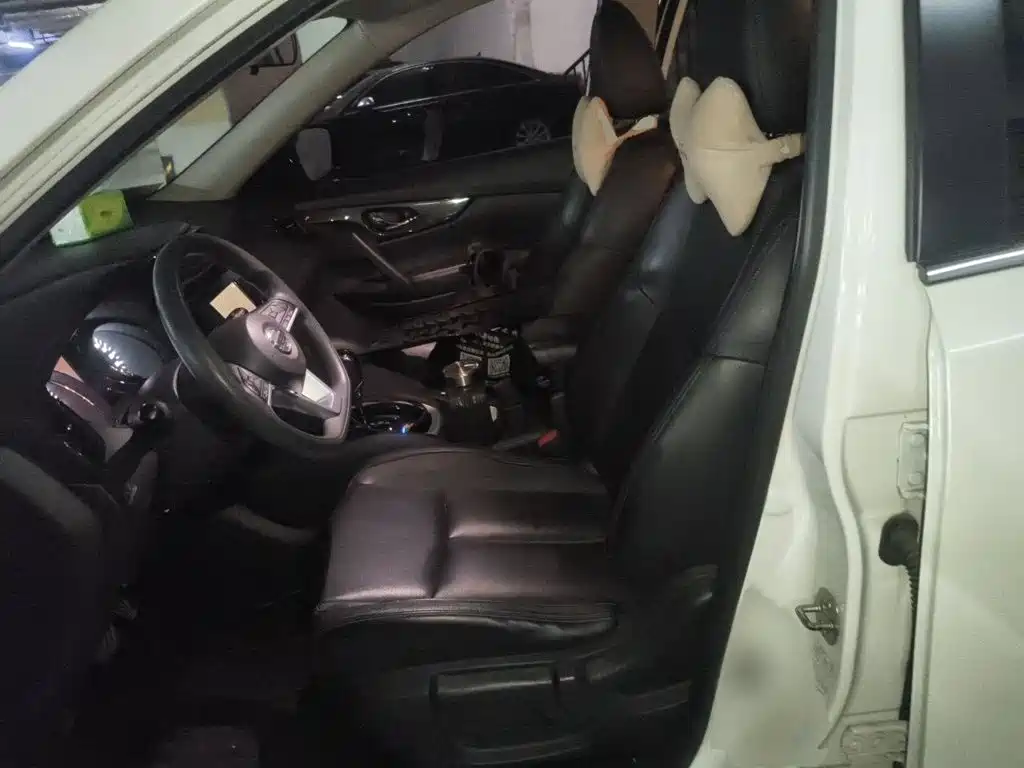 Nissan X-Trail — миниатюра 8