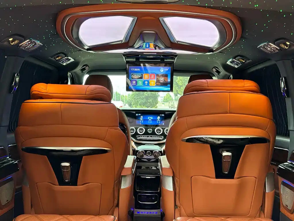 Mercedes-Benz Vito — миниатюра 16