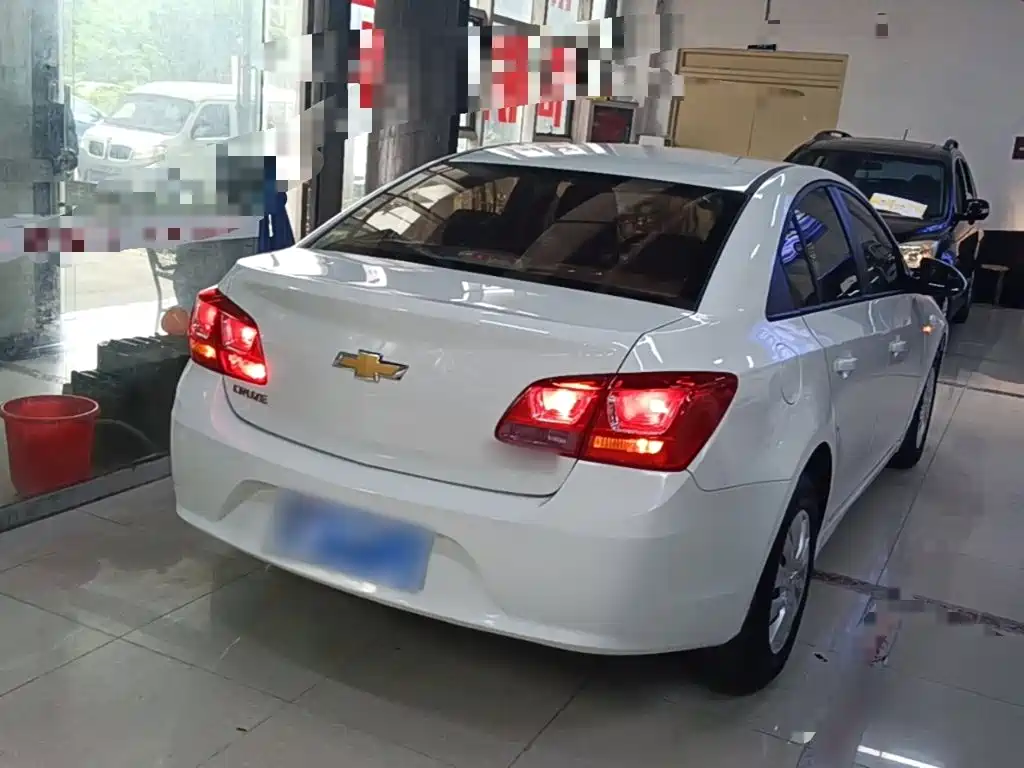 Chevrolet Cruze — миниатюра 7