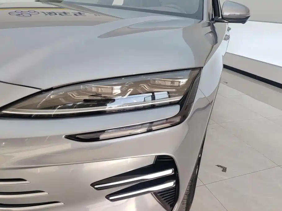 BYD PLUS New Energy — миниатюра 5