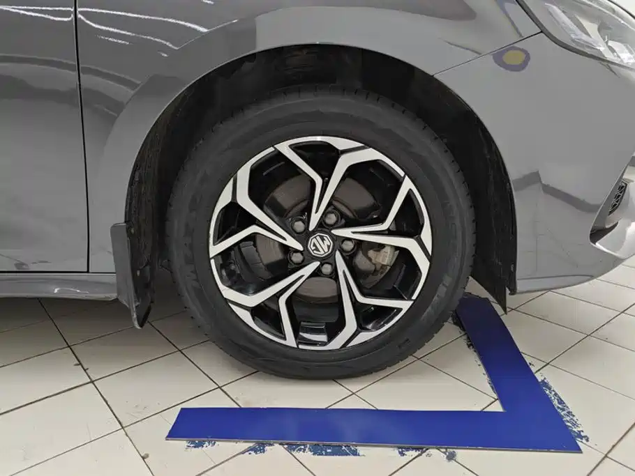 MG MG5 — миниатюра 6