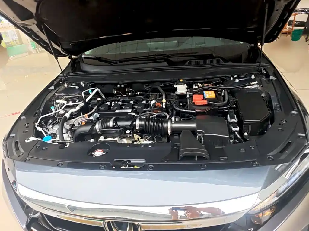 Honda Accord — миниатюра 20