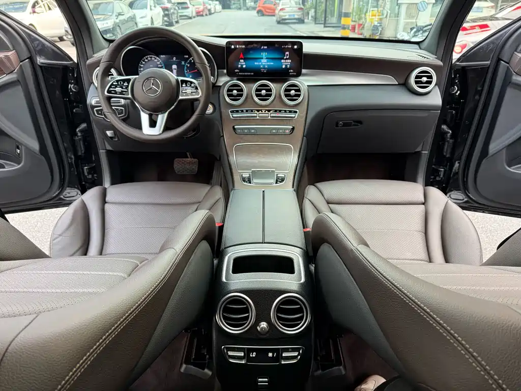 Mercedes-Benz GLC — миниатюра 10