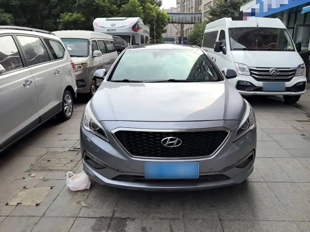 Hyundai Sonata — миниатюра 3