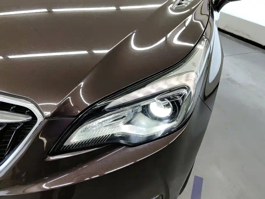 Buick Envision Plus — миниатюра 5