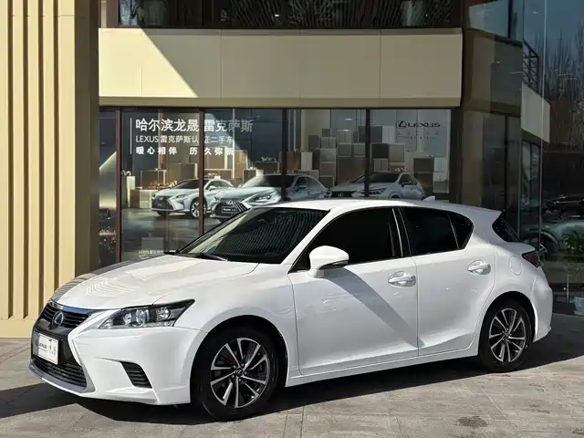 LEXUS CT 2017