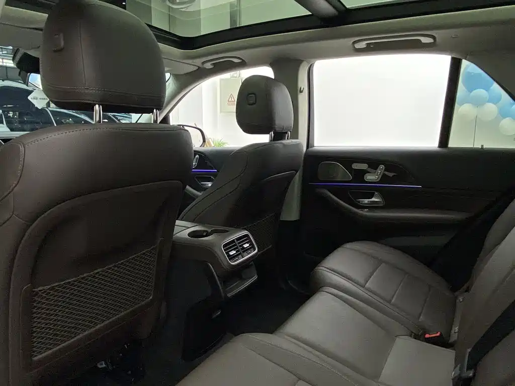 Mercedes-Benz GLE (Import) — миниатюра 30
